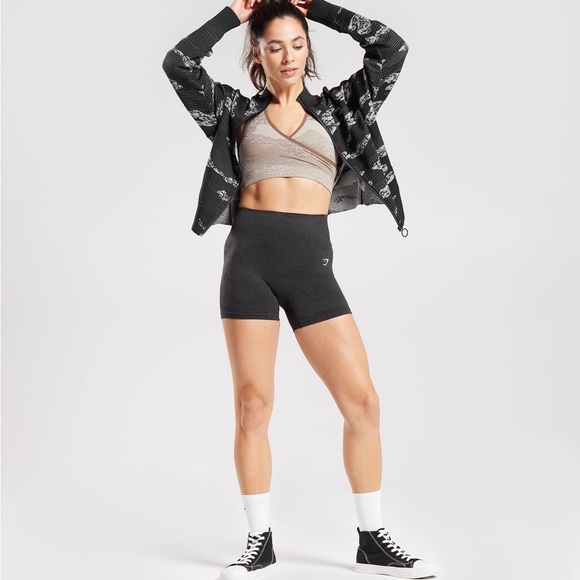 Gymshark | Track Jacket Black Workout Gym - Picture 4 of 7